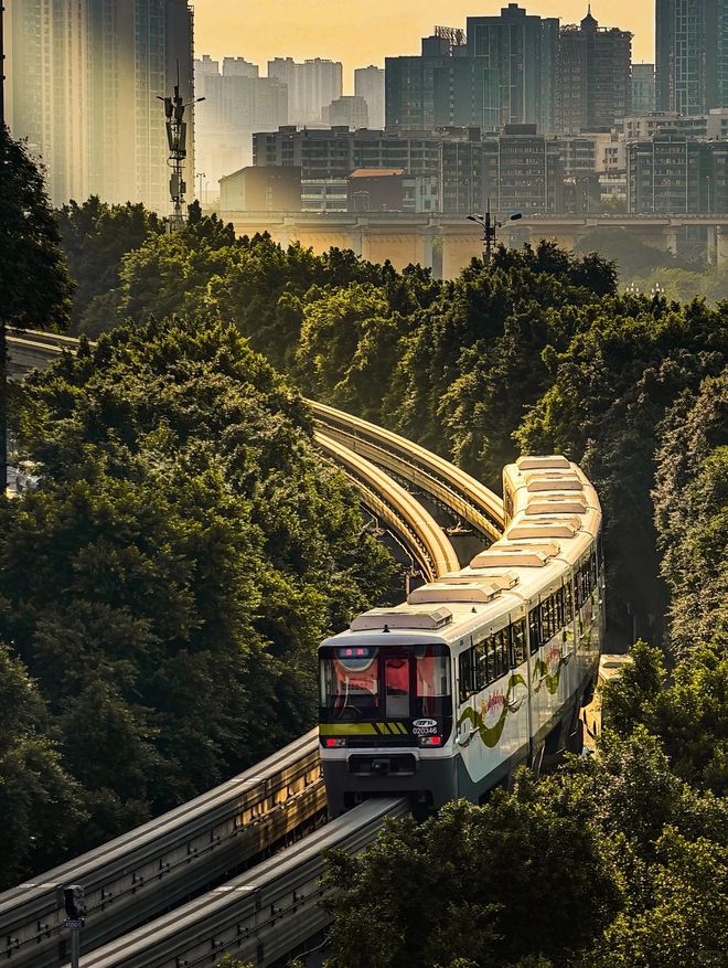终极测评:重庆出行攻略、高频问题与避坑CQ9电子平台入口重庆旅行社口碑前十强(图3) 终极测评:重庆出行攻略、高频问题与避坑CQ9电子平台入口重庆旅行社口碑前十强(图3)